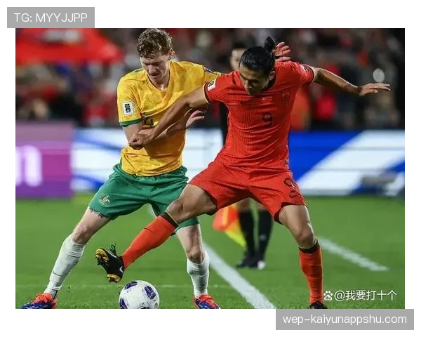 战术犯规的判罚标准：何时构成黄牌级别的故意阻止进攻？