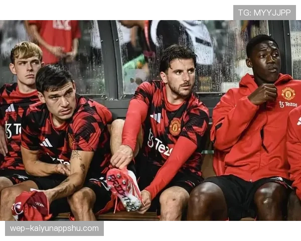 曼联复兴进程仍未完成，建队方向与实际表现仍存差距，稳定性仍需提升