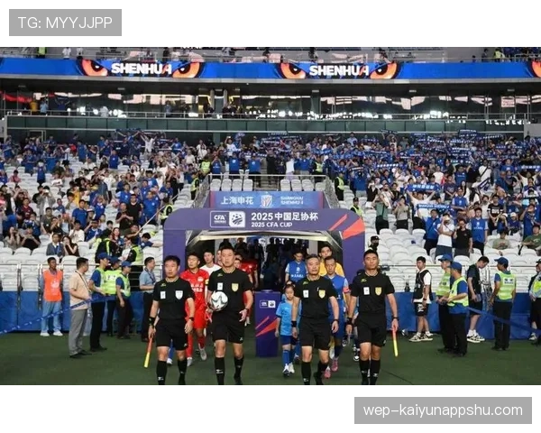 “统治中超”？申花反击质疑，是战术崛起还是运气巧合？